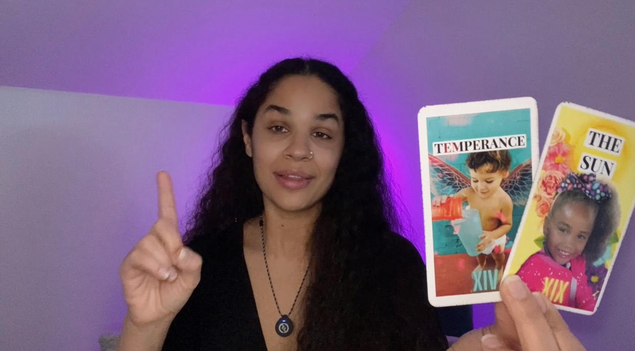 GEMINI ♊️ FEBRUARY💎YOU STOP LOOKING FOR AN EXIT AND REALIZE YOU HAVE EVERYTHING YOU NEED Ext. Reading