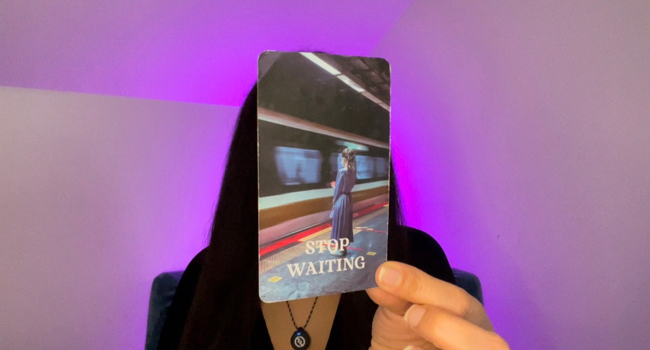 LEO ♌️ NO CONTACT LOVE READING 💕 THEY STILL WANT TO REACH OUT BUT PRIDE IS HOLDING THEM BACK Ext. Reading