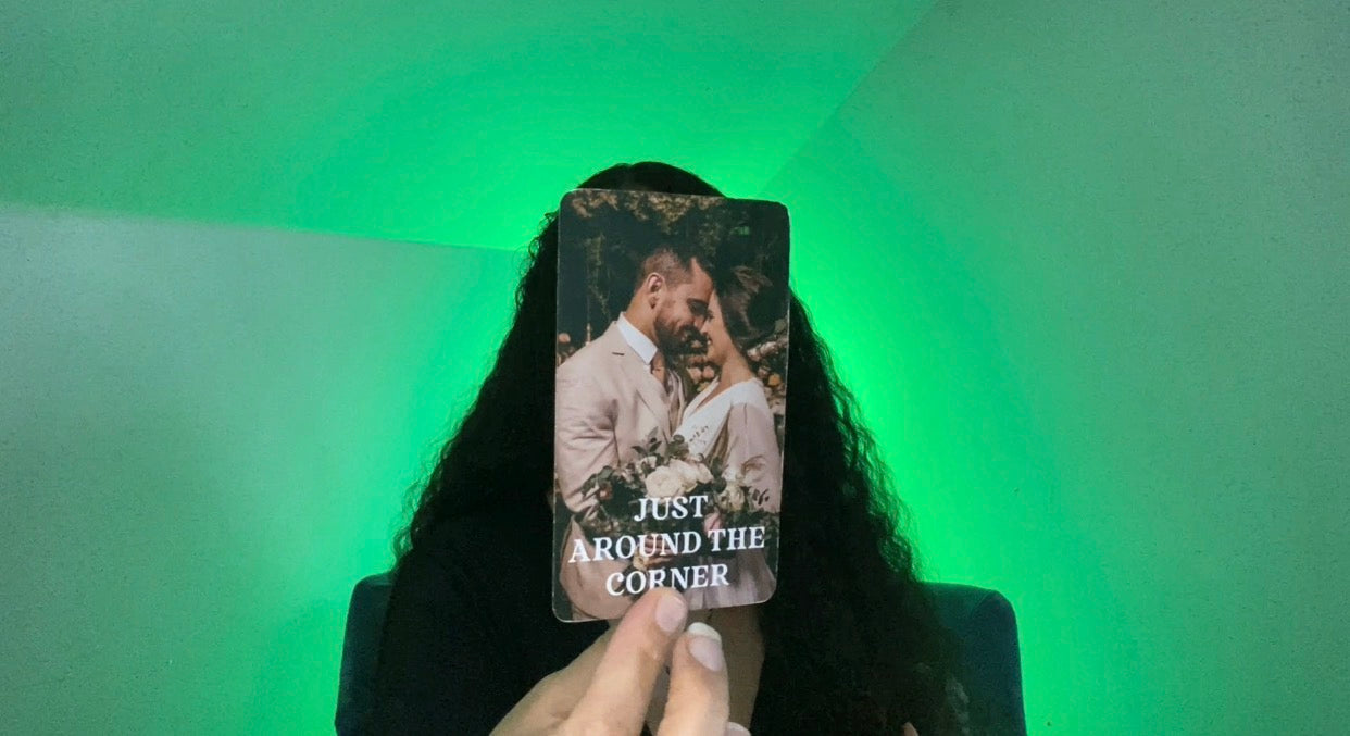 TAURUS ♉️ LOVE 💕 THIS TAKES A DIFFERENT TURN 🤔 Ext. Reading